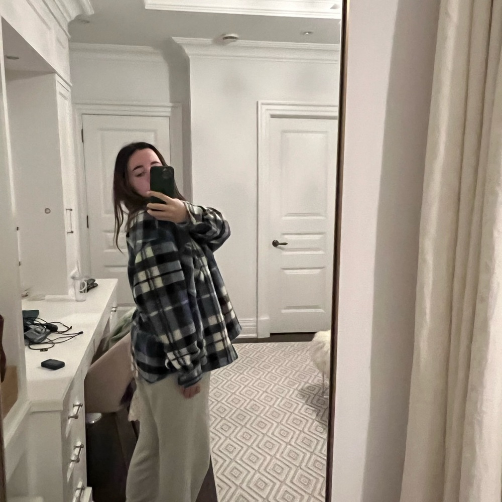Zara Shacket - Picture 4 of 4